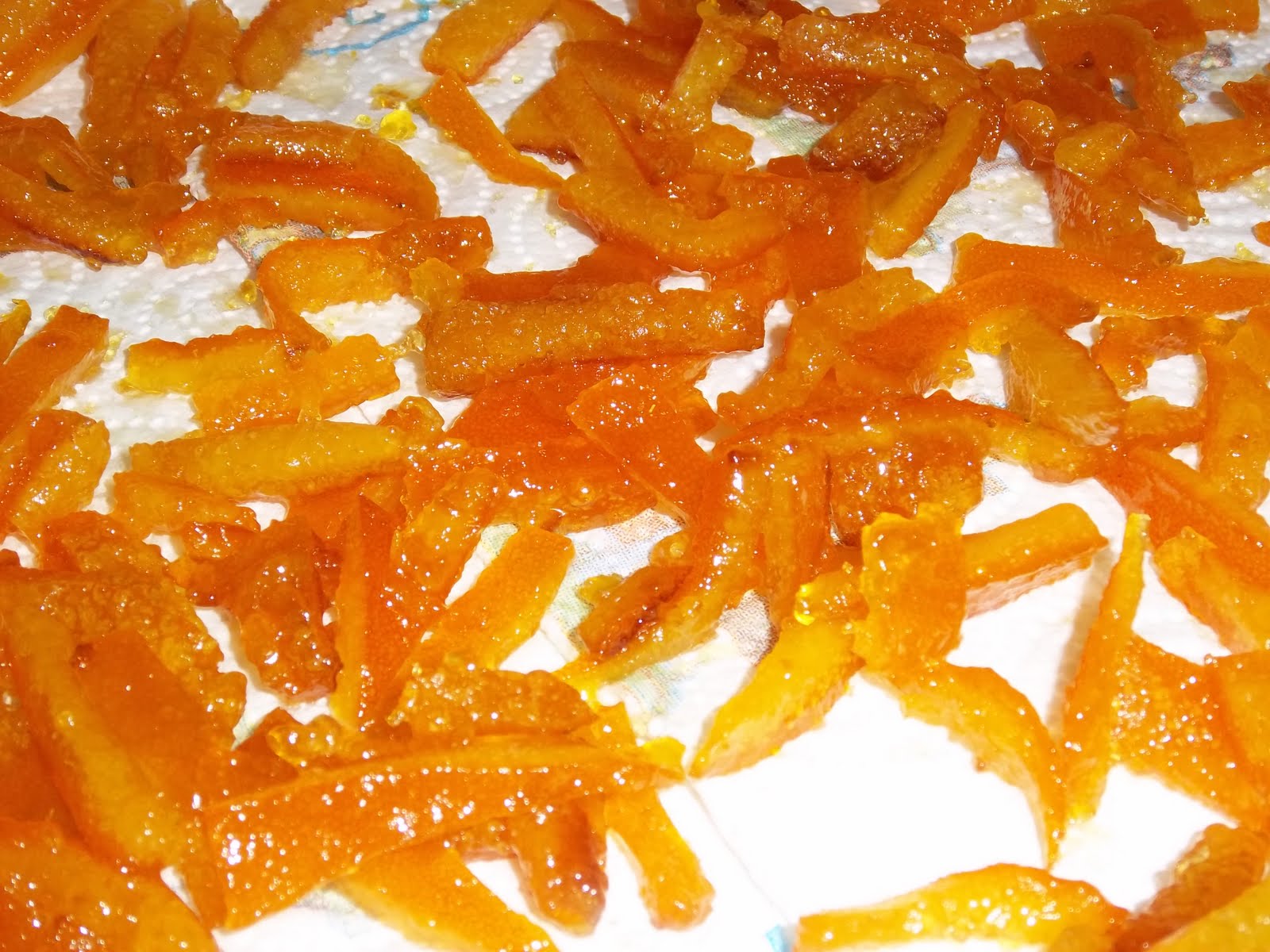 Непривычные рецепты домашних цукатов из апельсина