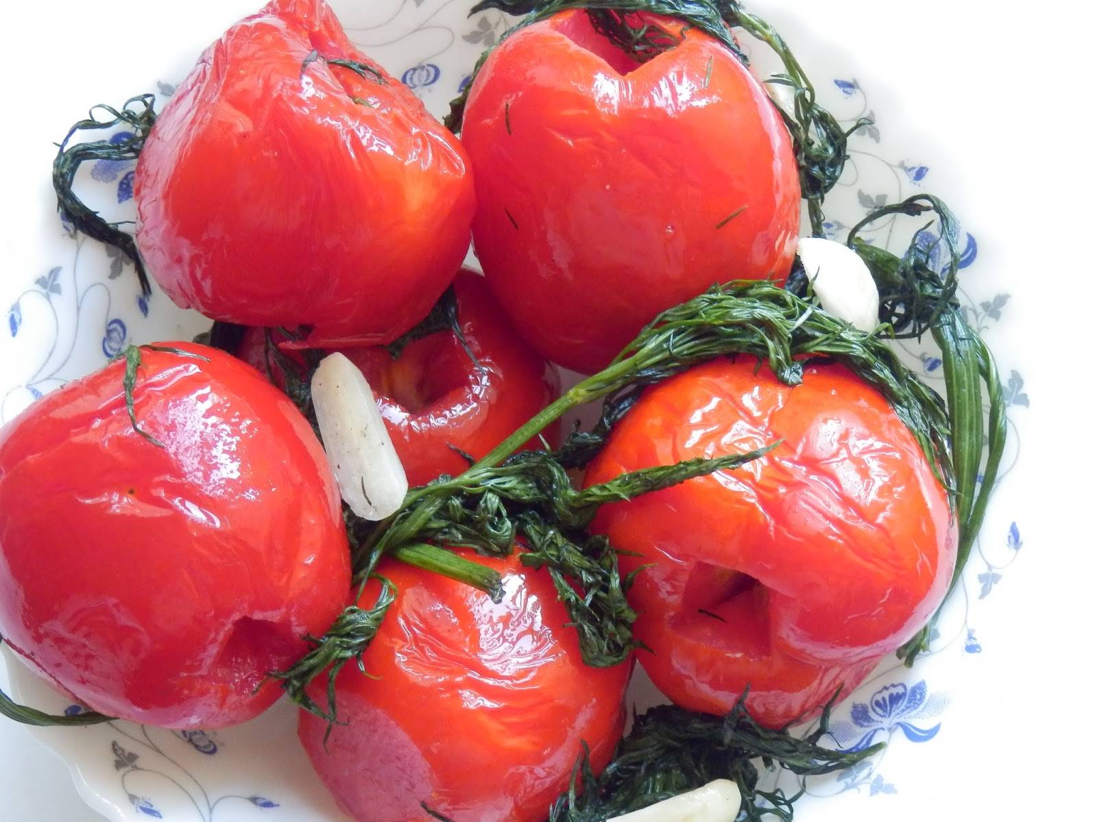 Малосольные помидоры в пакете. быстрый рецепт за 5 минут