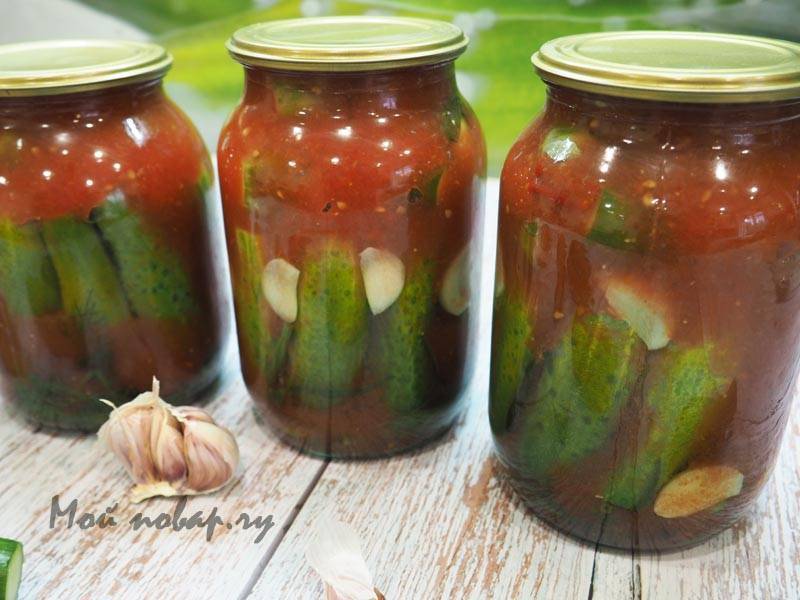 Обалденные рецепты огурцов в томате на зиму, со стерилизацией и без в домашних условиях