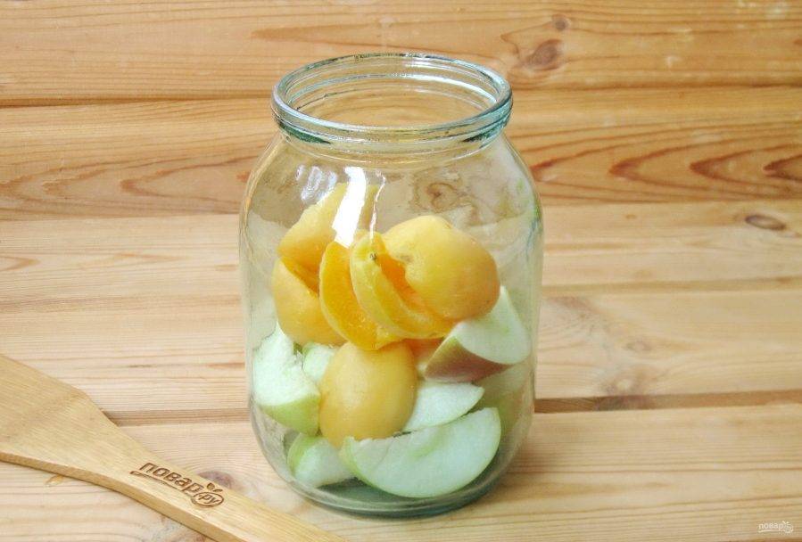 4 лучших пошаговых рецепта компота из яблок и абрикосов на зиму