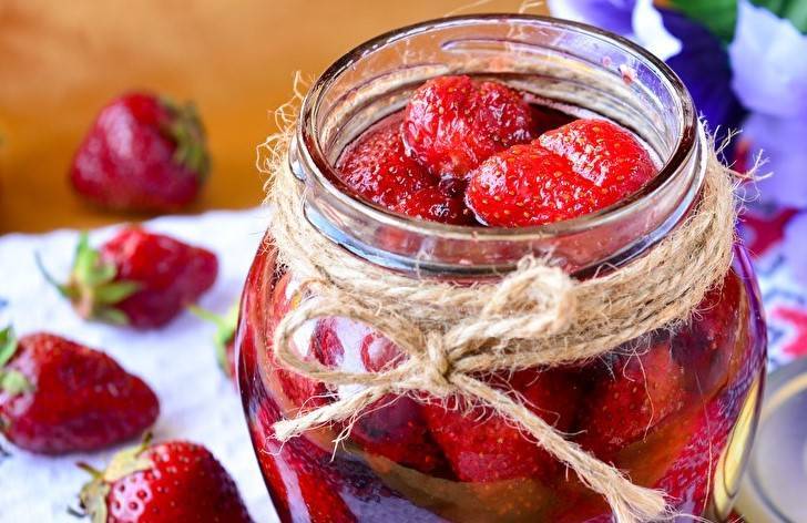 Варенье из клубники: как сварить густое клубничное варенье с целыми ягодами