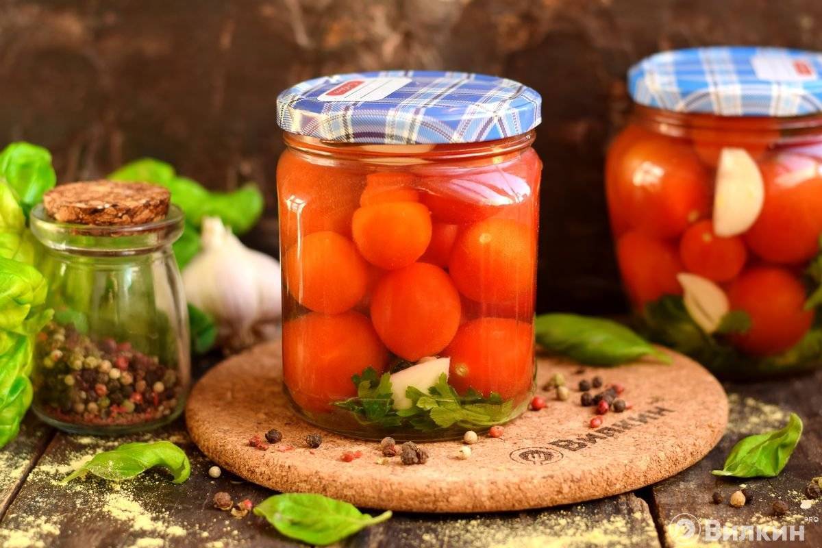 Как замариновать помидоры на зиму: 6 вкусных рецептов