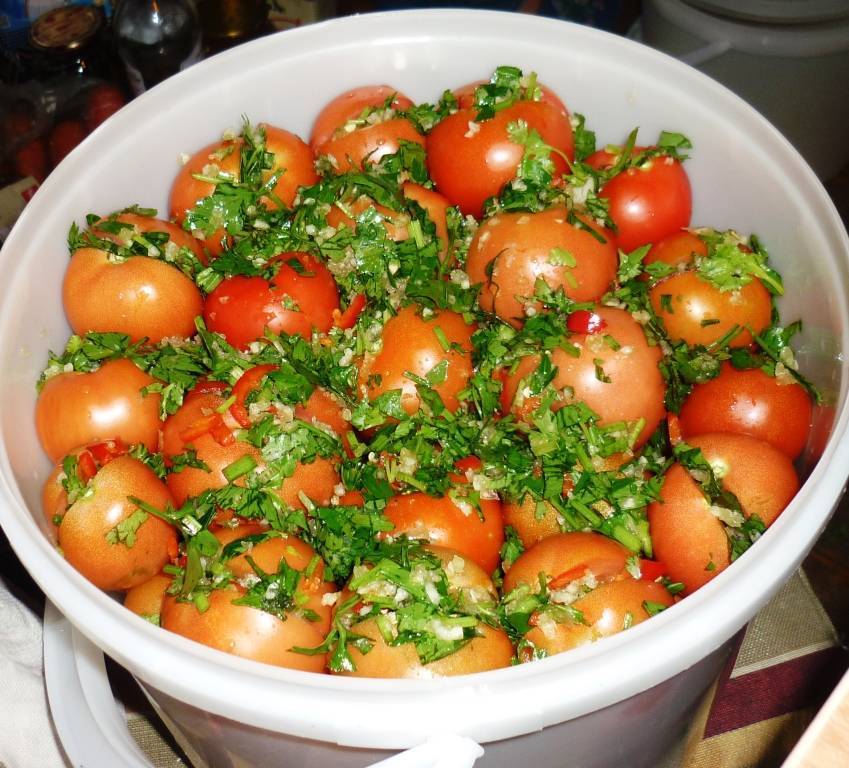 Помидоры по-грузински: пошаговый рецепт с фото и видео. как приготовить помидоры по-грузински на зиму?