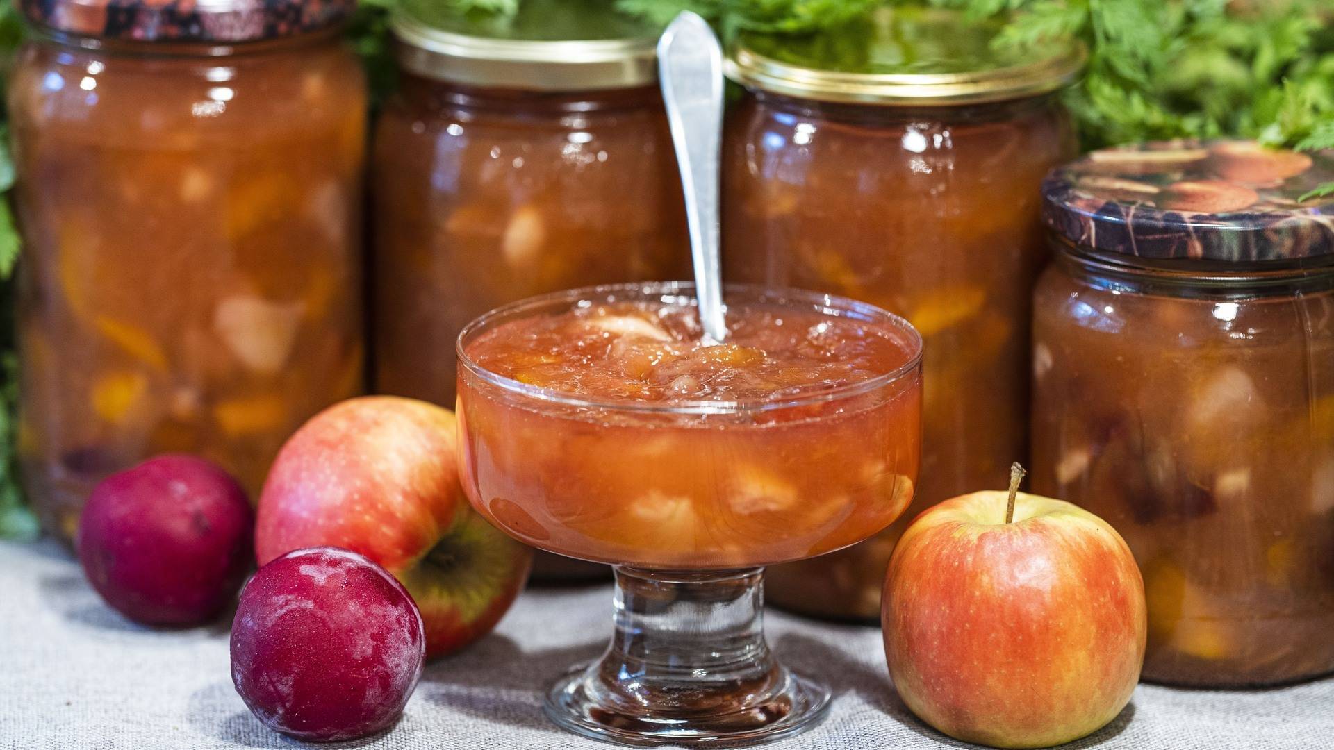 Повидло из яблок в домашних условиях: простые рецепты приготовления вкуснейшего яблочного повидла