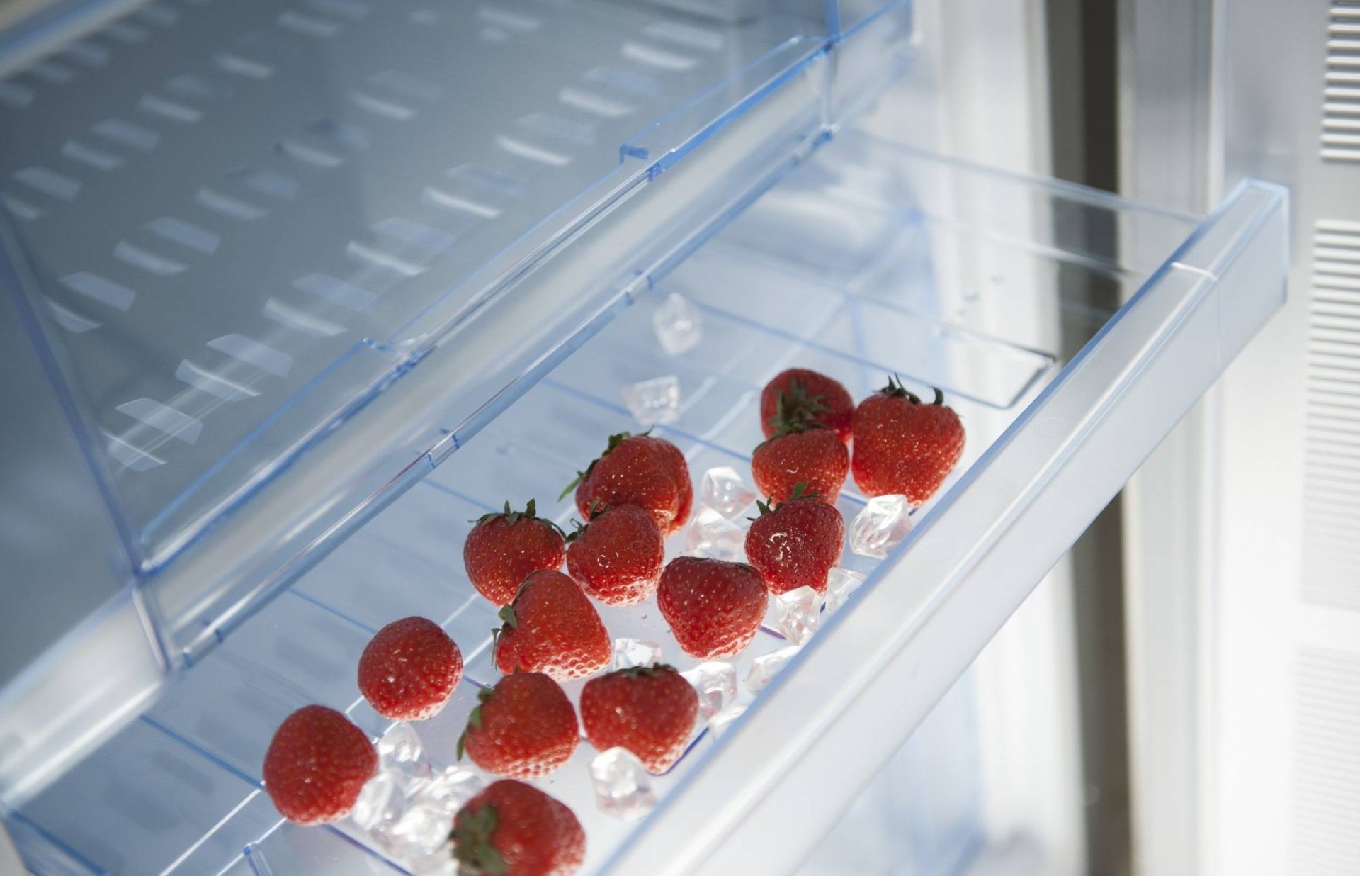 Как заморозить абрикосы на зиму в домашних условиях: целиком, половинками, с сахаром и без (+отзывы)