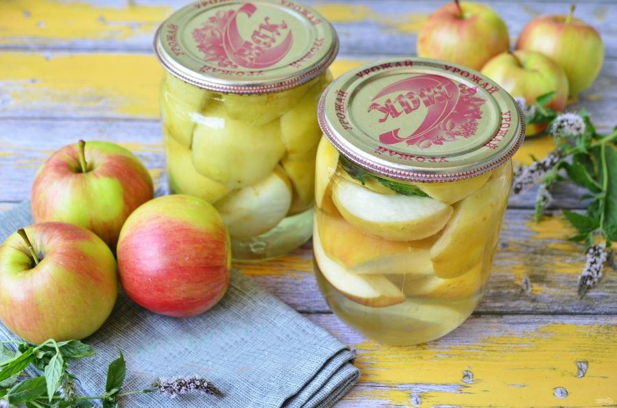 Яблочное пюре — 8 самых простых рецептов на зиму