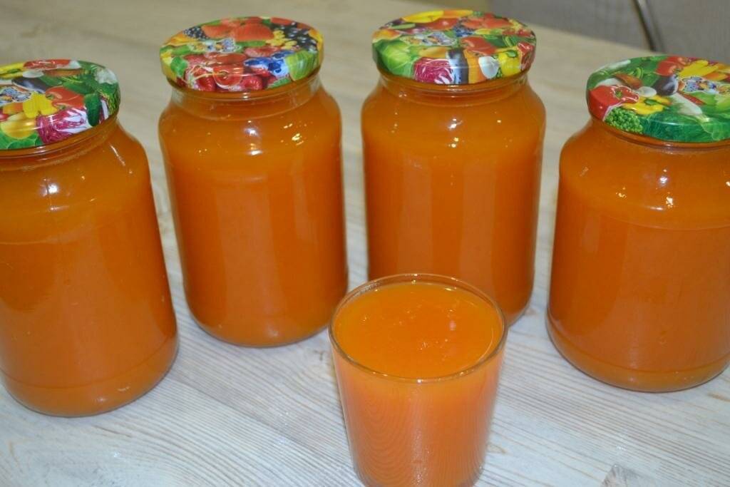 Рецепты абрикосового сока с мякотью и без на зиму в домашних условиях, через соковыжималку
