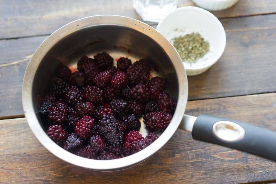 Что из ягод ежевики можно сделать на зиму, 13 рецептов приготовления