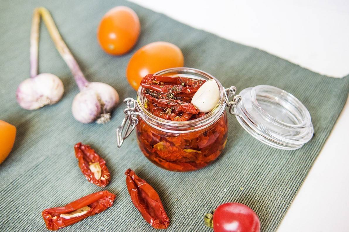 Вяленые томаты на зиму – рецепты, которые стоит попробовать
