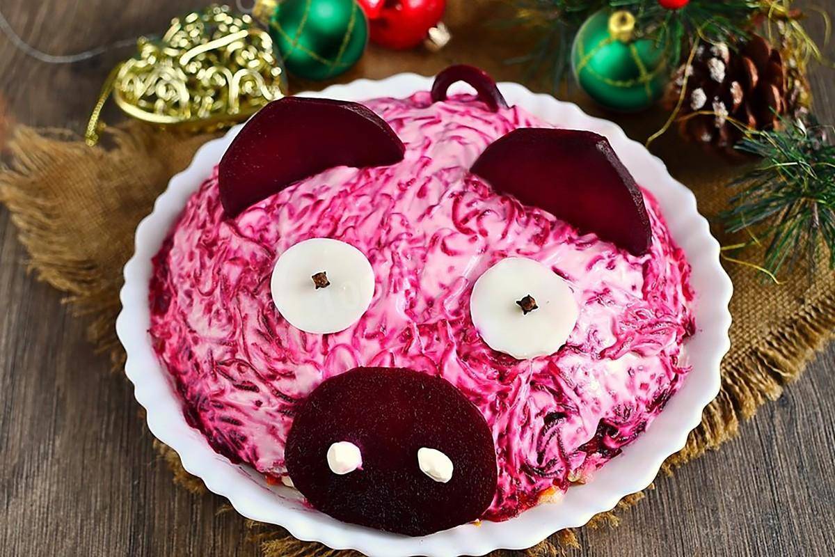 Салат "свинка" на новый год - 10 пошаговых фото в рецепте